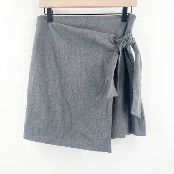 BANANA REPUBLIC Skirt Size 2 Flannel Faux Wrap Light Gray NWT A-Line Mini Preppy - Picture 2 of 16